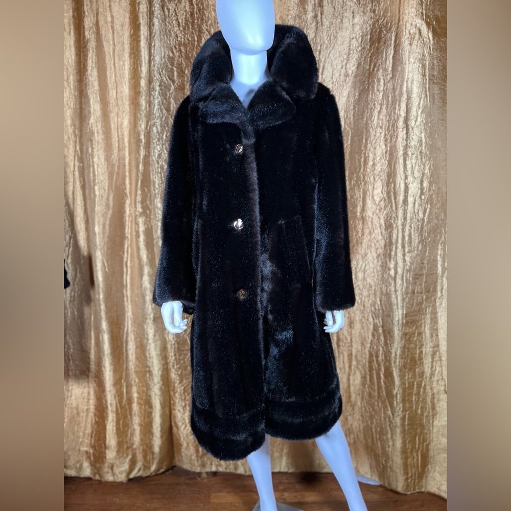 LYKAFUR PRISCILLA MODES VINTAGE Elegant Black Faux Fur Coat